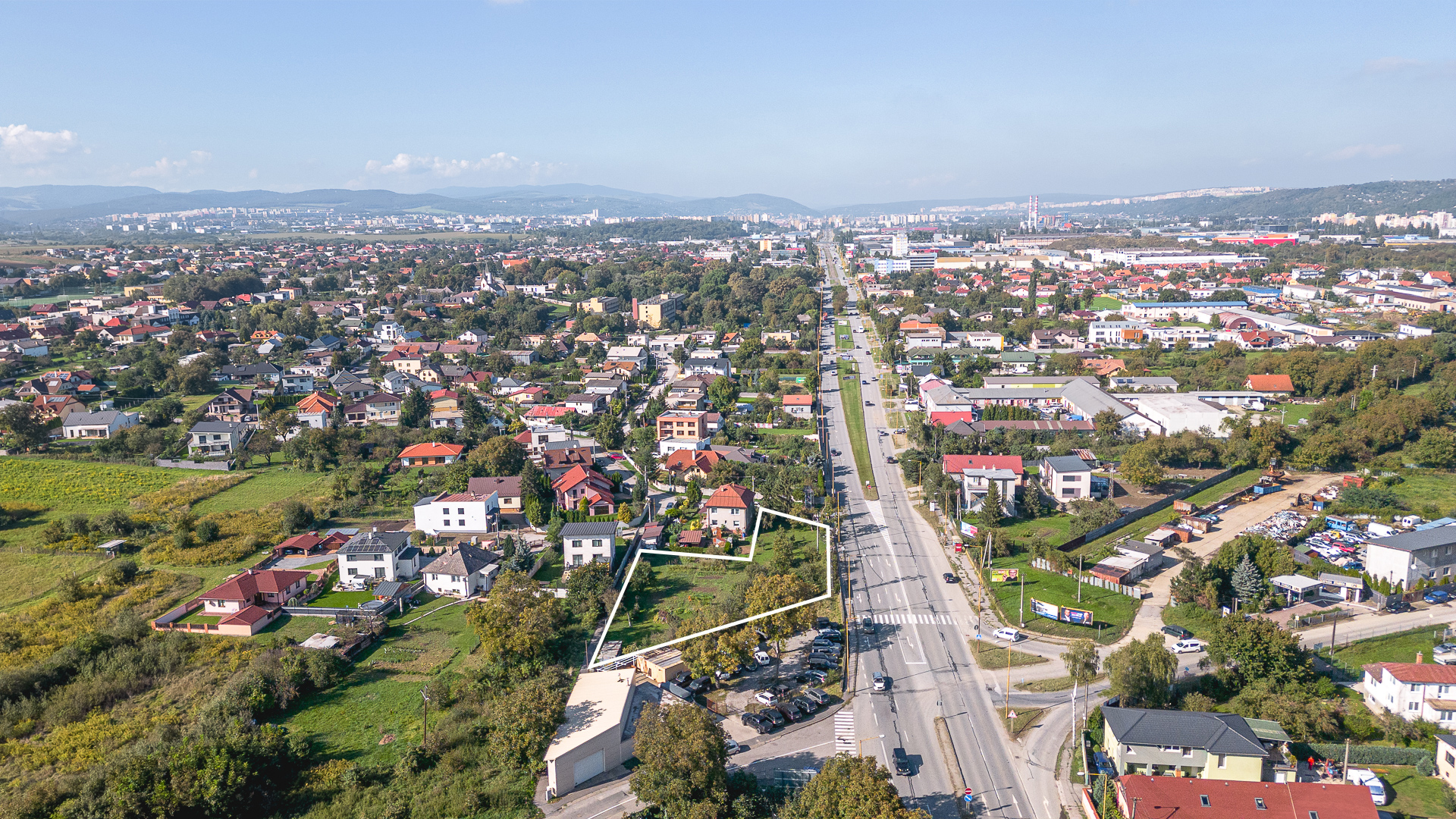 Pozemok pri hlav.ceste-Barca,blízko Valiliky Industrial Park